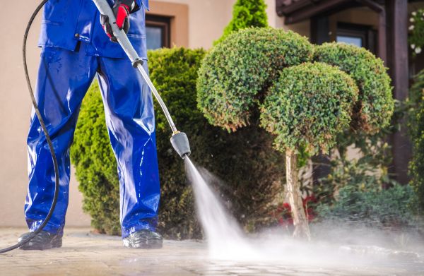 Driveway Cleaning in Marion