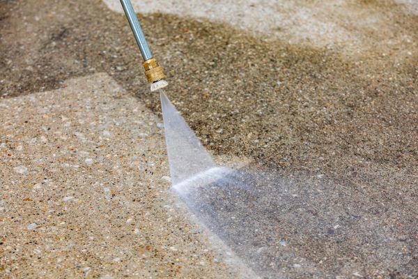 Cost of Driveway Pressure Cleaning in Marion