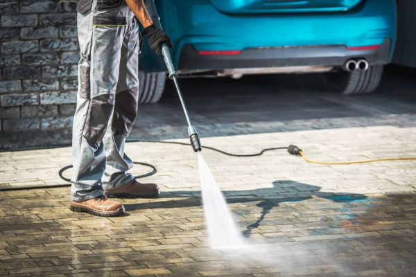 Home Pressure Cleaning in Marion